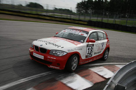 Rundt i hårnålen mod Paddock Hill.